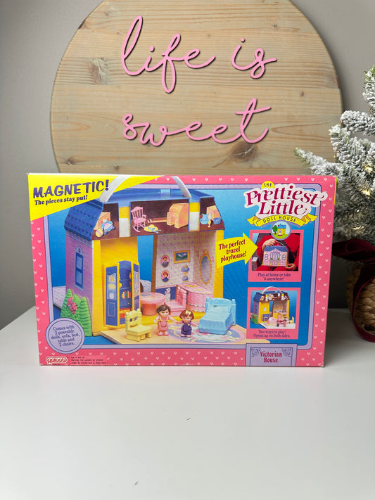 1991 Galoob My Prettiest Little Dollhouse in Box MIB