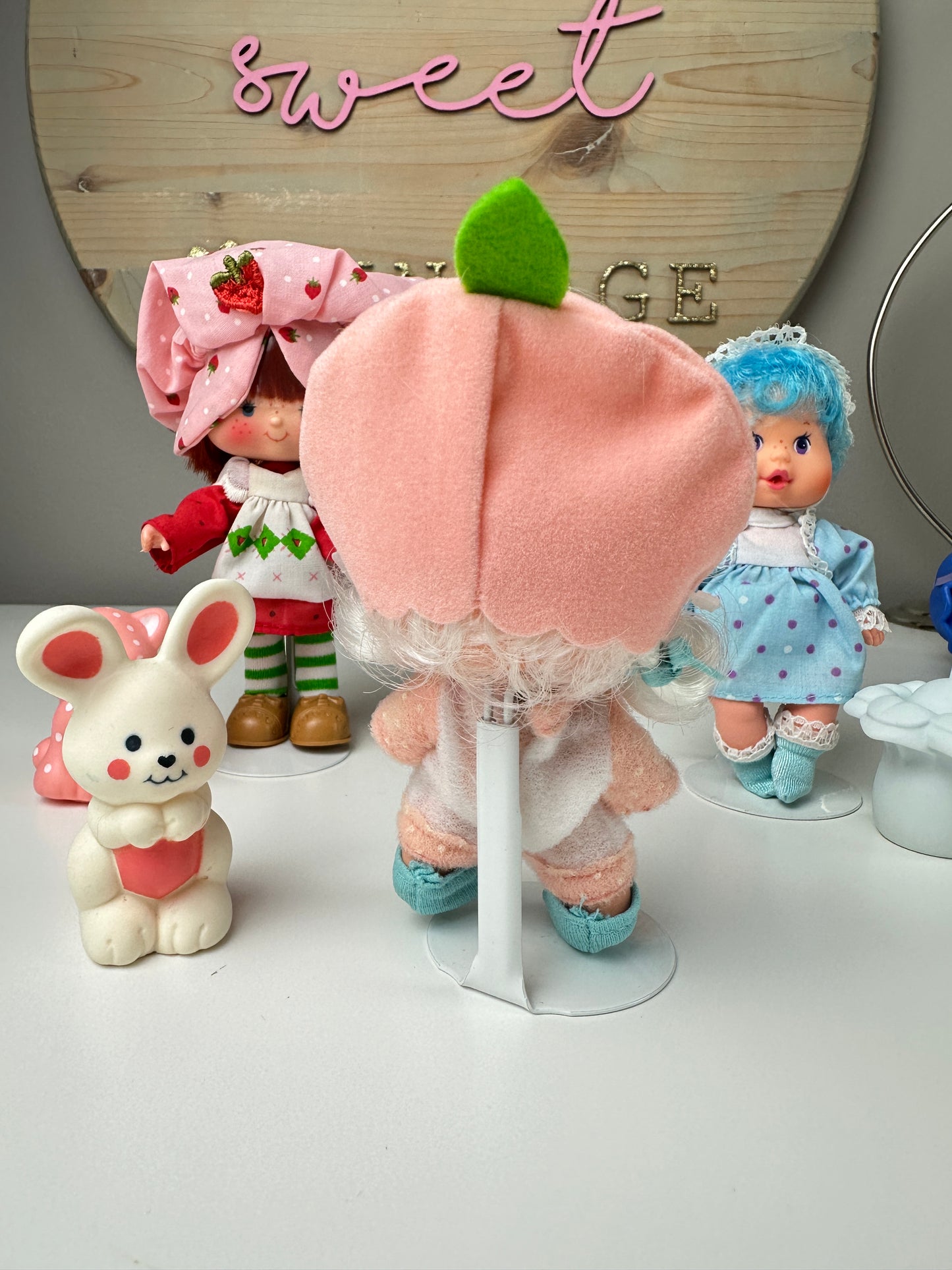 Kaiser 1001 Display Stands for Regular SSC Dolls & Babies (3.5" - 5") Sold Separately