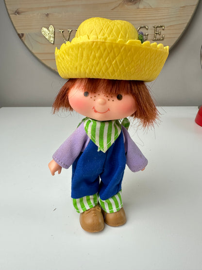 1981 Kenner Strawberry Shortcake Huckleberry Pie Doll