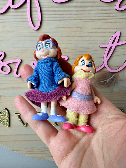 1984 Ideal Chipmunks Chipettes Play Pal Poseables Figurines (Jeanette & Brittany)