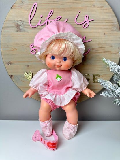 1984 Kenner Strawberry Shortcake Baby Needs A Name Blow Kiss Doll